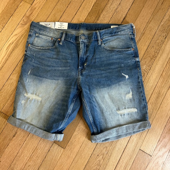 Men’s H&M Jean Shorts - Size 40 - Picture 1 of 3